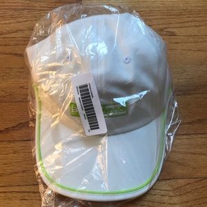 Supreme 6 Panel pipping cap